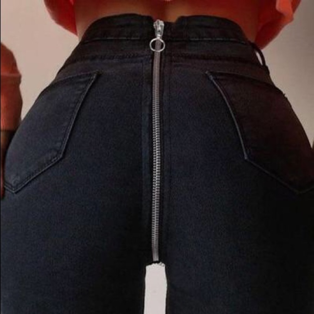 Brandy Melville high waiter back zip jeans